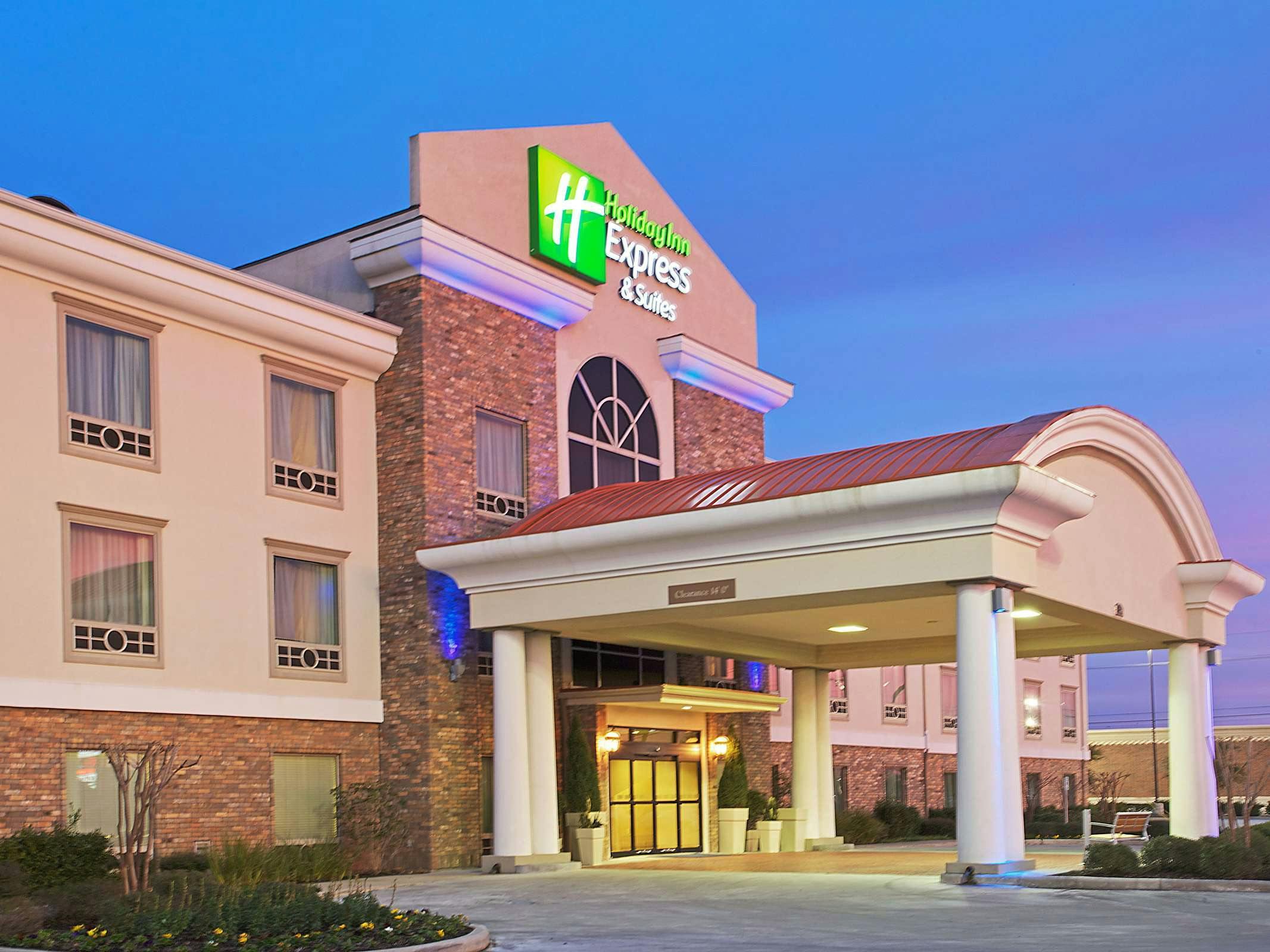 Holiday Inn Express Hotel & Suites Conroe I 45 North