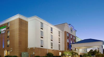 Holiday Inn Express Hotel & Suites Columbus Airport