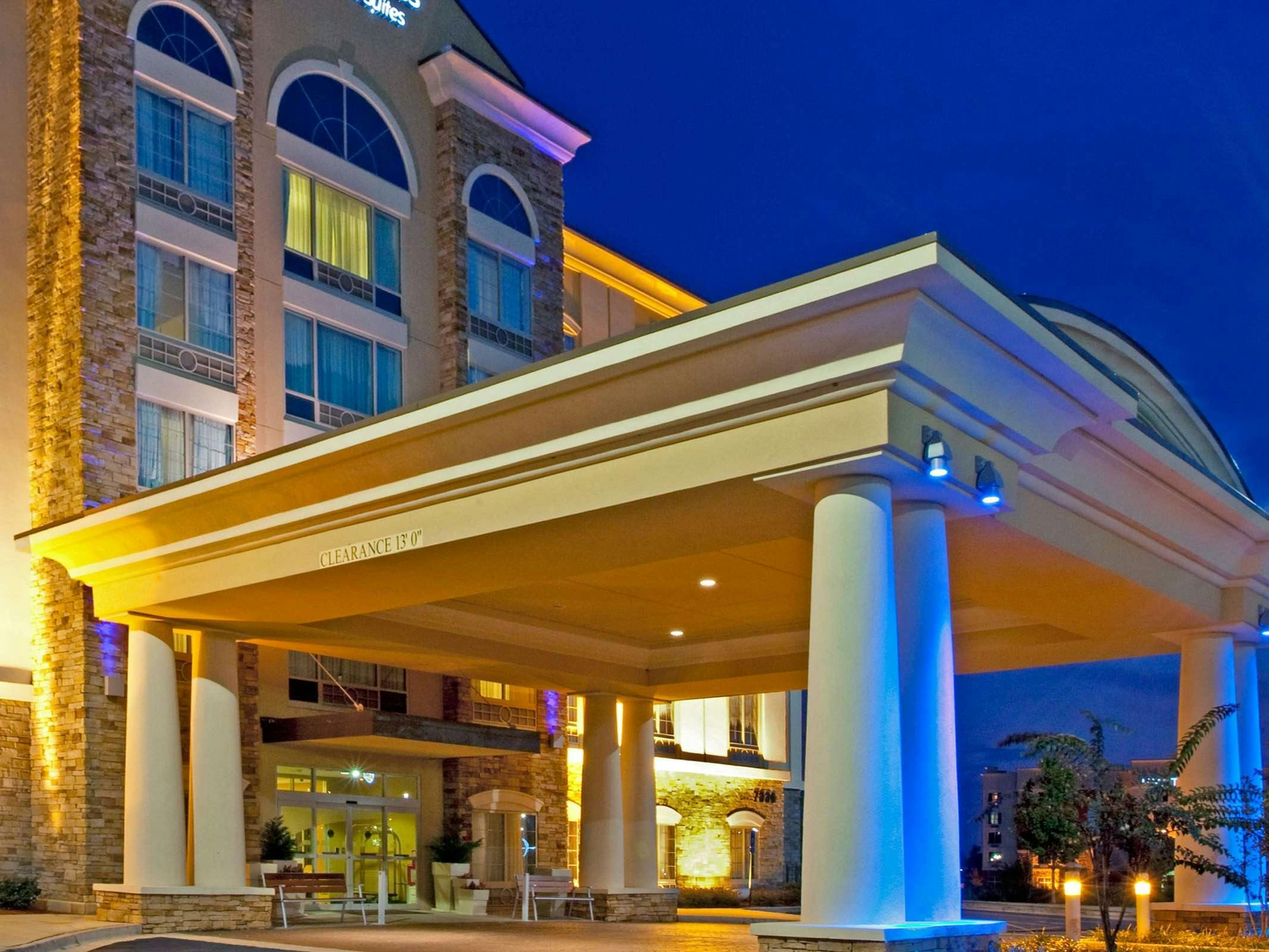 Holiday Inn Express Hotel & Suites Columbus At Northlake