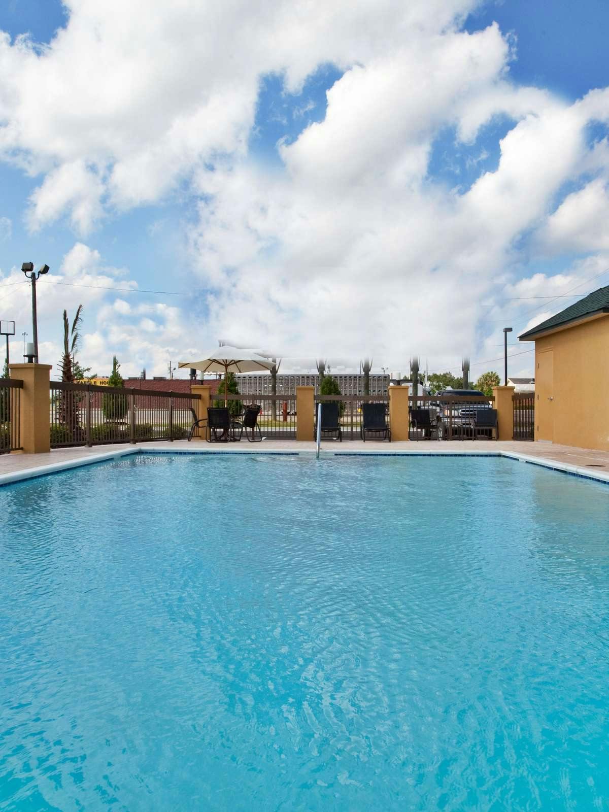 Hotel Holiday Inn Express Hotel & Suites Cordele North photo 5