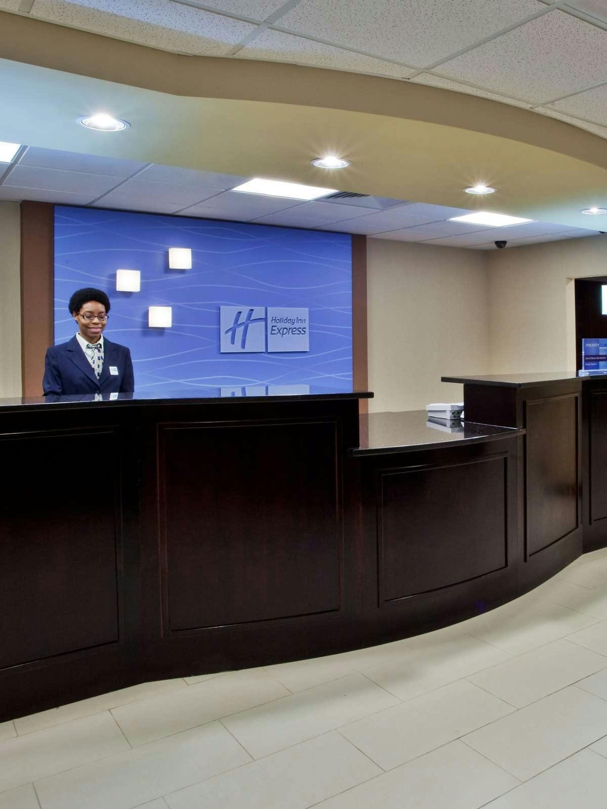 Hotel Holiday Inn Express Hotel & Suites Cordele North photo 3