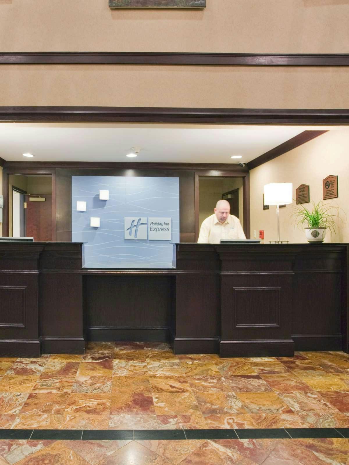 Hotel Holiday Inn Express Hotel & Suites Cooperstown photo 4