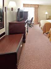 Hotel Holiday Inn Express Hotel & Suites Corinth photo 2