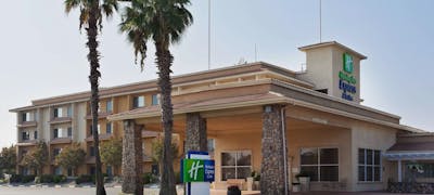 Holiday Inn Express Hotel & Suites Corning