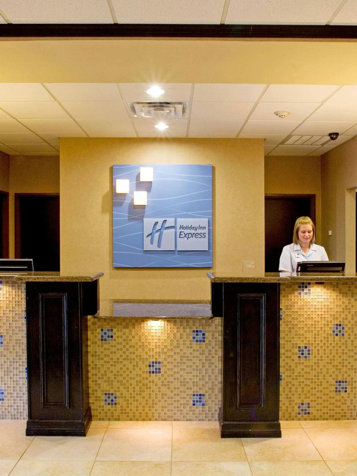 Hotel Holiday Inn Express Hotel & Suites Corpus Christi photo 4