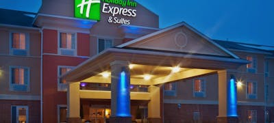 Holiday Inn Express Hotel & Suites Council Bluffs Convention Center