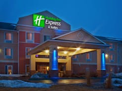Holiday Inn Express Hotel & Suites Council Bluffs Convention Center