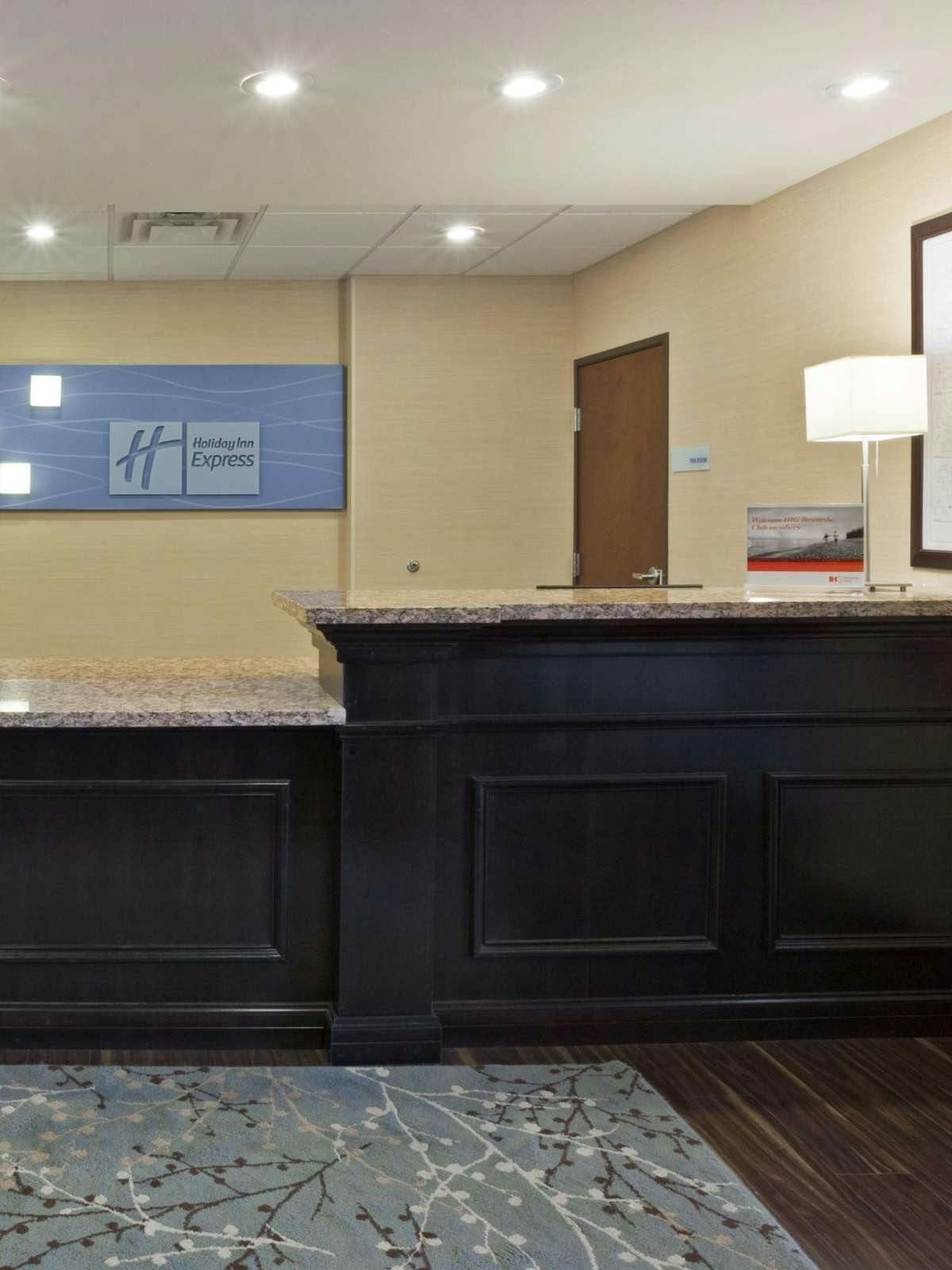 Hotel Holiday Inn Express Hotel & Suites Deming photo 4