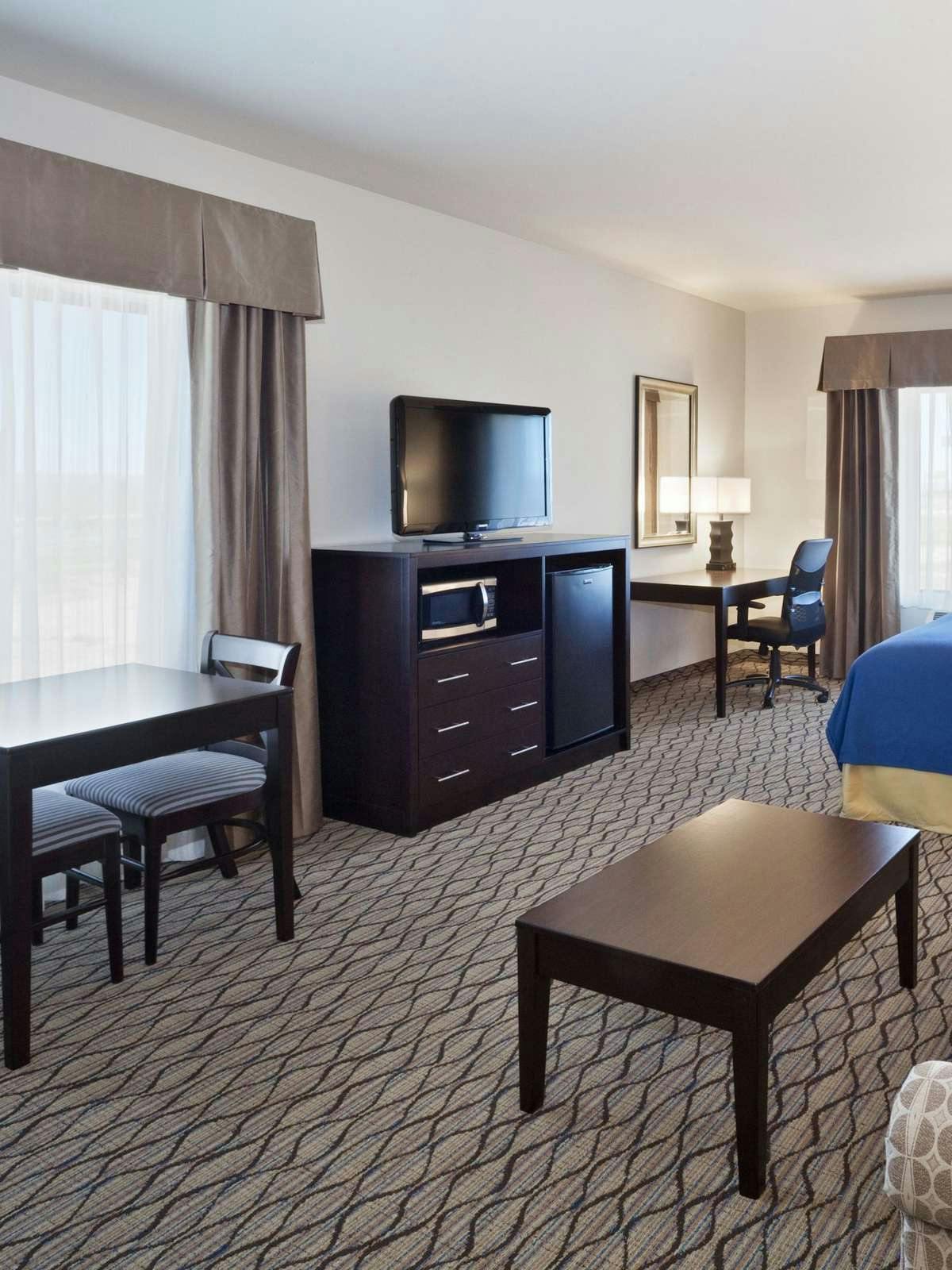 Hotel Holiday Inn Express Hotel & Suites Deming photo 2