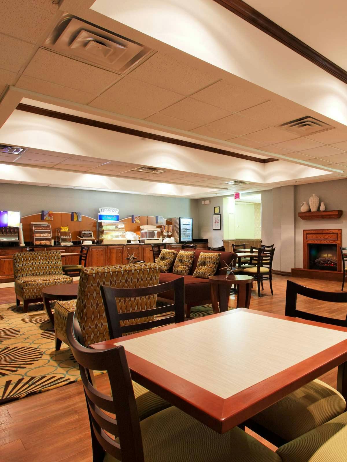 Hotel Holiday Inn Express Hotel & Suites Corpus Christi Portland photo 5