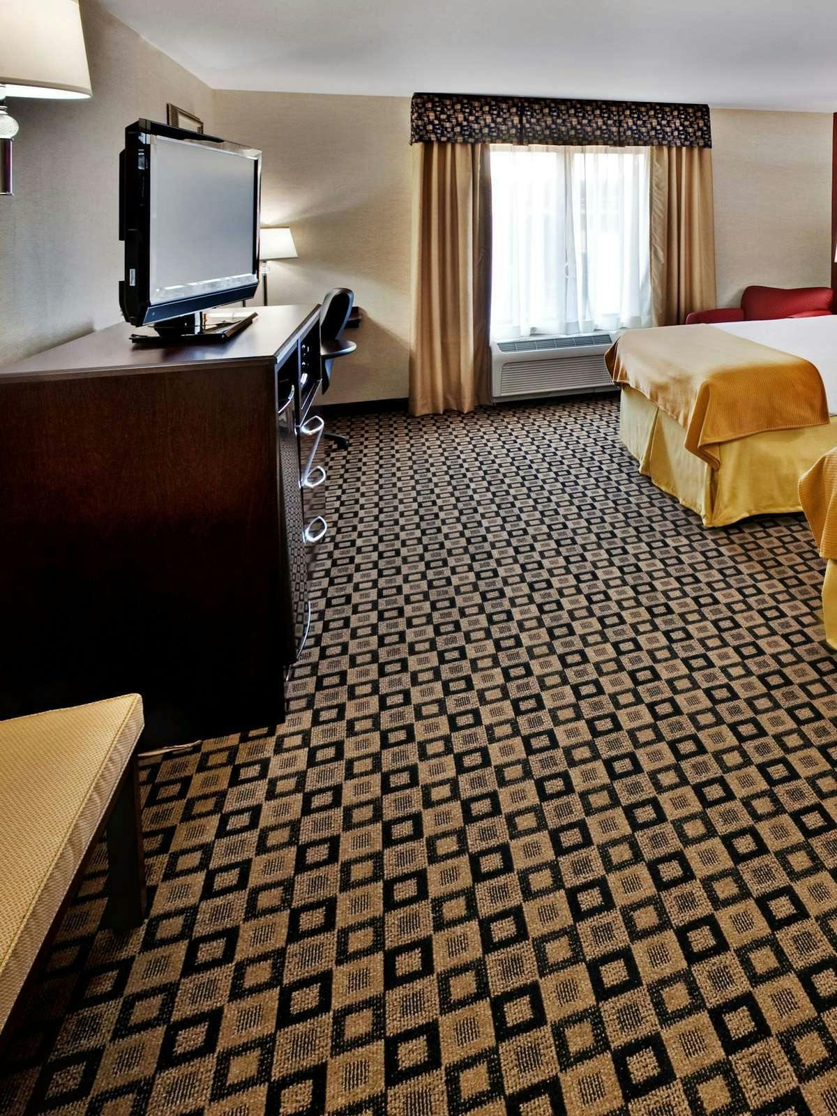 Holiday Inn Express Hotel Suites Crawfordsville Lafayette In