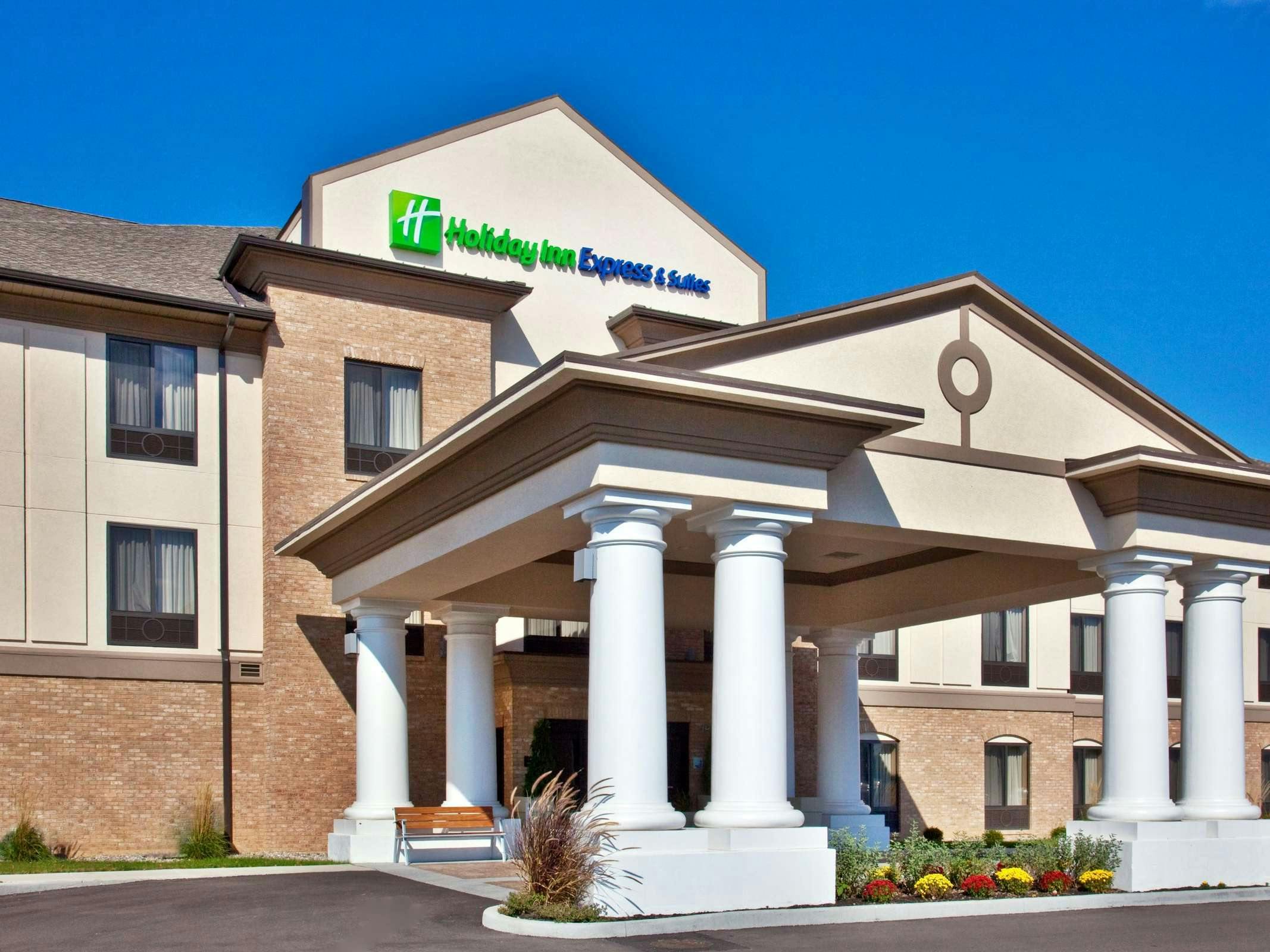 Holiday Inn Express Hotel & Suites Crawfordsville
