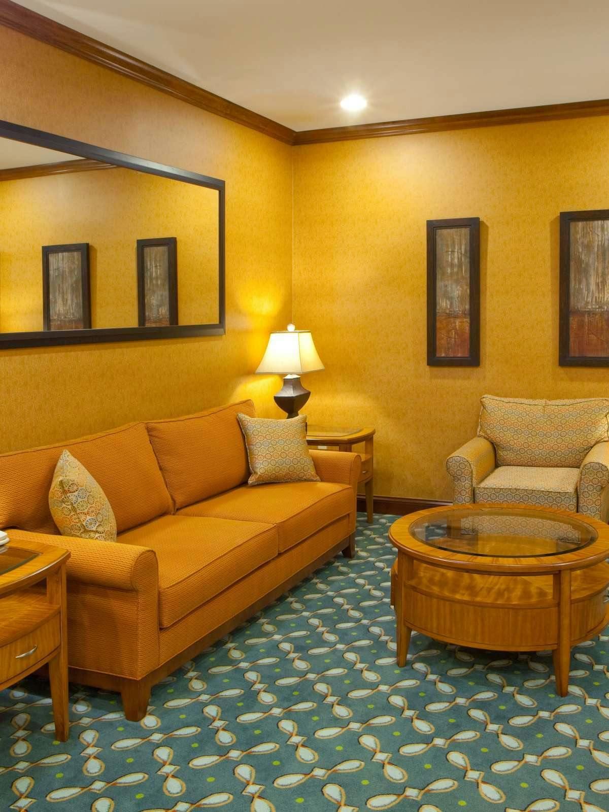 Hotel Holiday Inn Express Hotel & Suites Culpeper photo 3