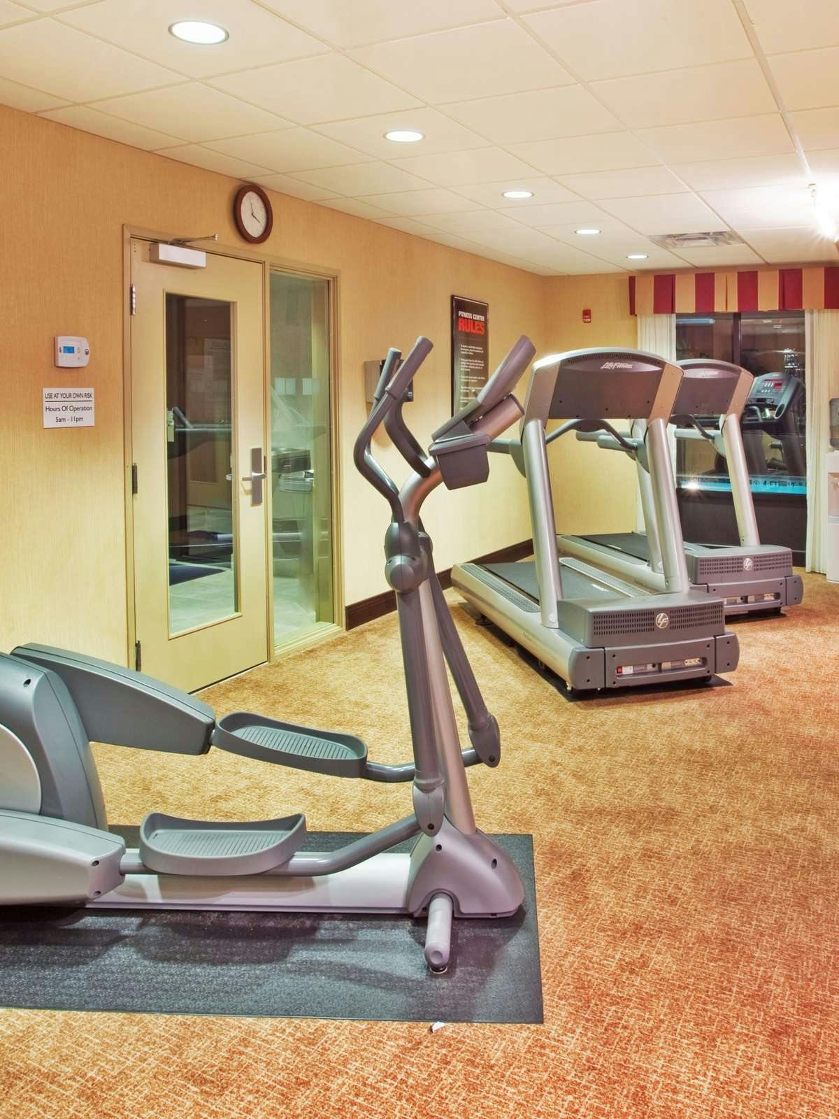 Hotel Holiday Inn Express Hotel & Suites Cumming photo 5