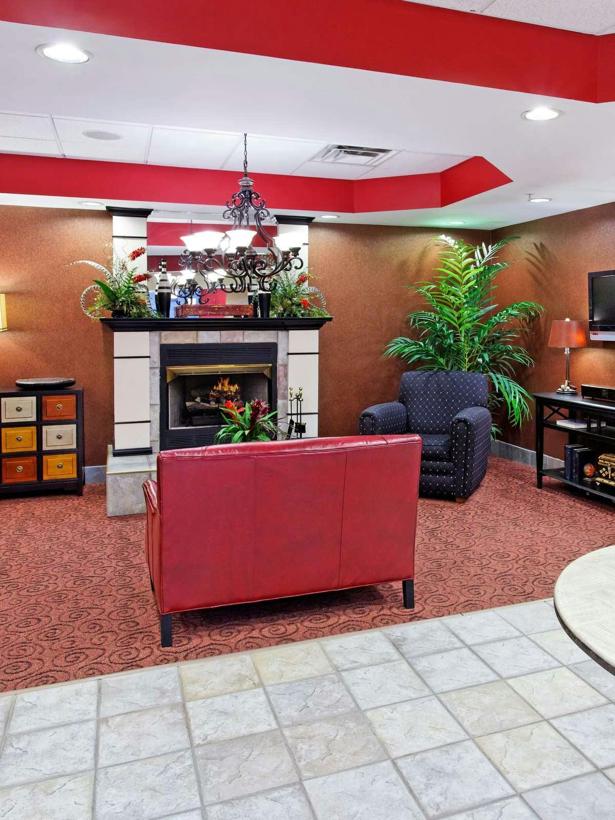 Hotel Holiday Inn Express Hotel & Suites Crossville photo 3