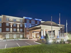 Holiday Inn Express Hotel & Suites Dayton South