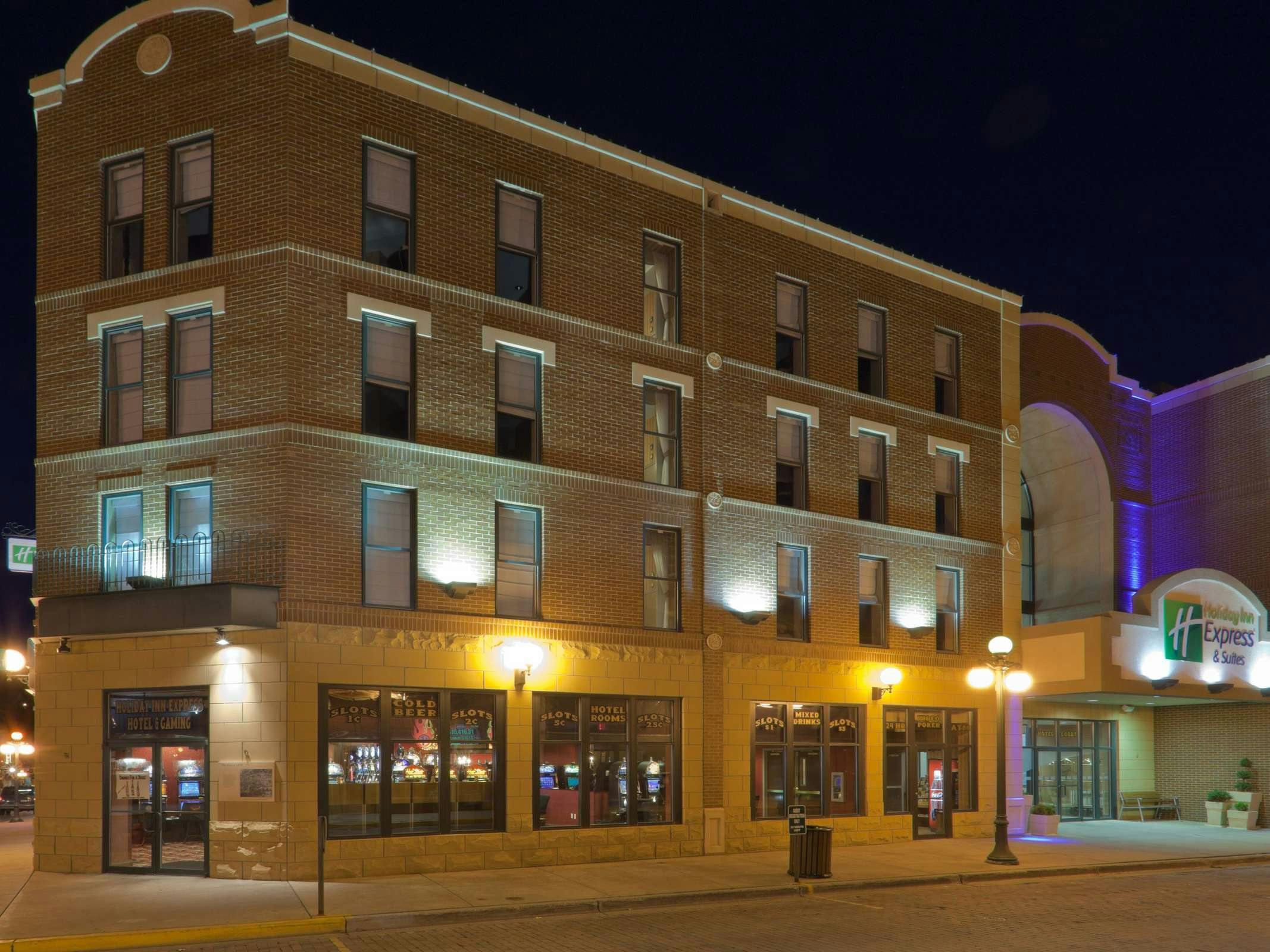 Holiday Inn Express Hotel & Suites Deadwood Gold Dust Casino