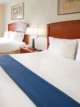 Hotel Holiday Inn Express Hotel & Suites Decatur photo 1