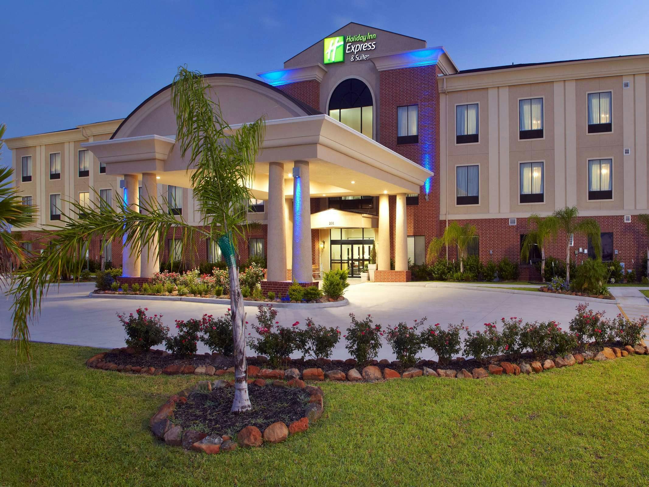 Holiday Inn Express Hotel & Suites Deer Park