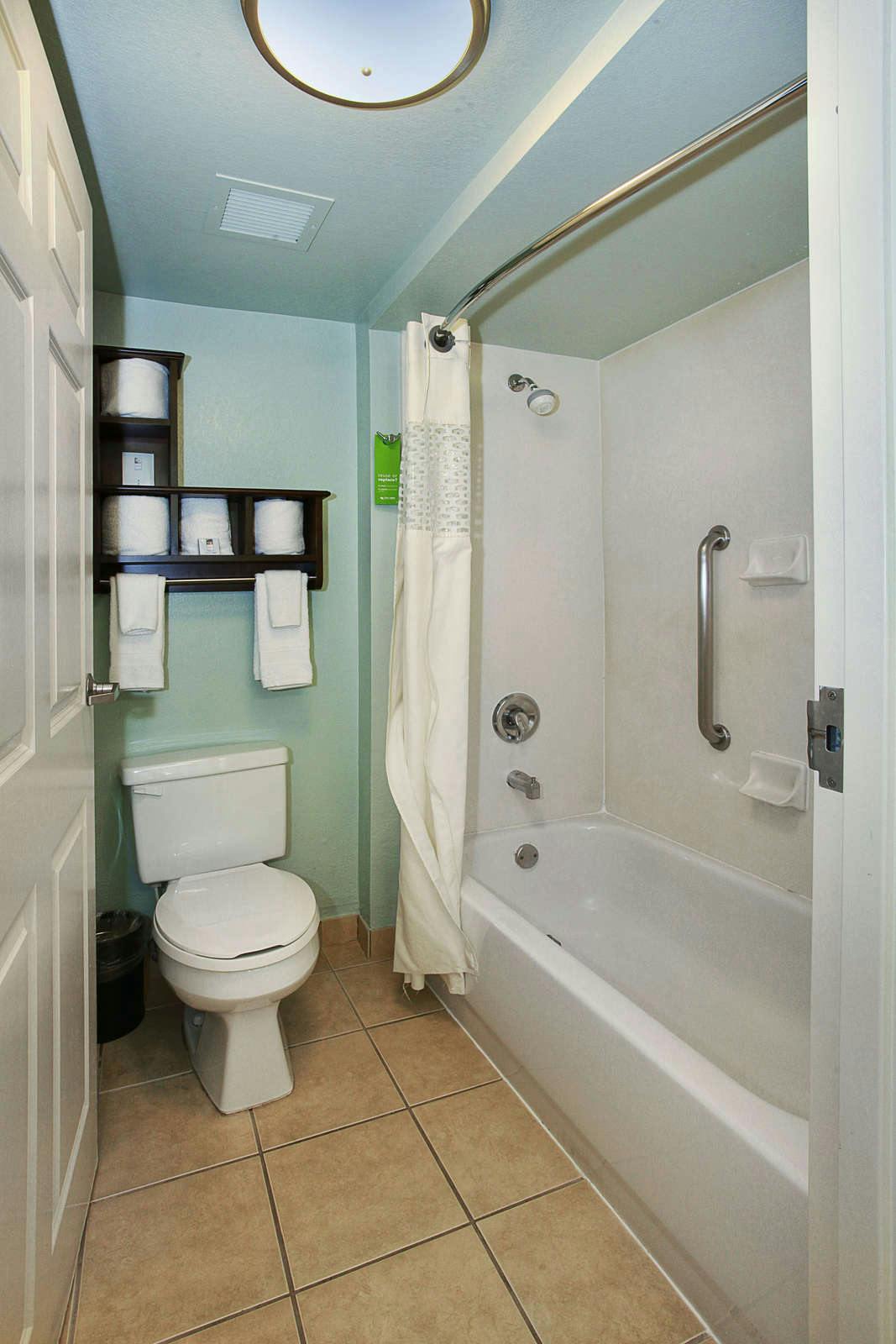 Hotel Hampton Inn & Suites by Hilton Miami-Doral/Dolphin Mall photo 4