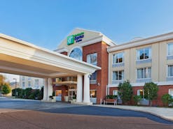 Holiday Inn Express Hotel & Suites Dillsboro Western Carolina