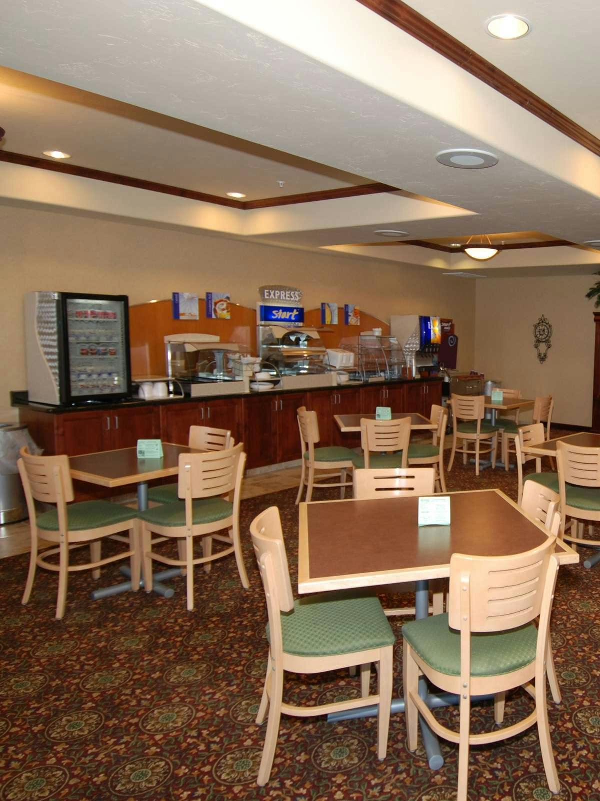 Hotel Holiday Inn Express Hotel & Suites Douglas photo 5