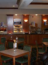 Hotel Holiday Inn Express Hotel & Suites Dickinson photo 4