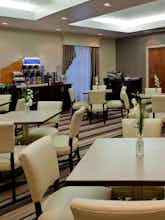 Hotel Holiday Inn Express Hotel & Suites Dover photo 5