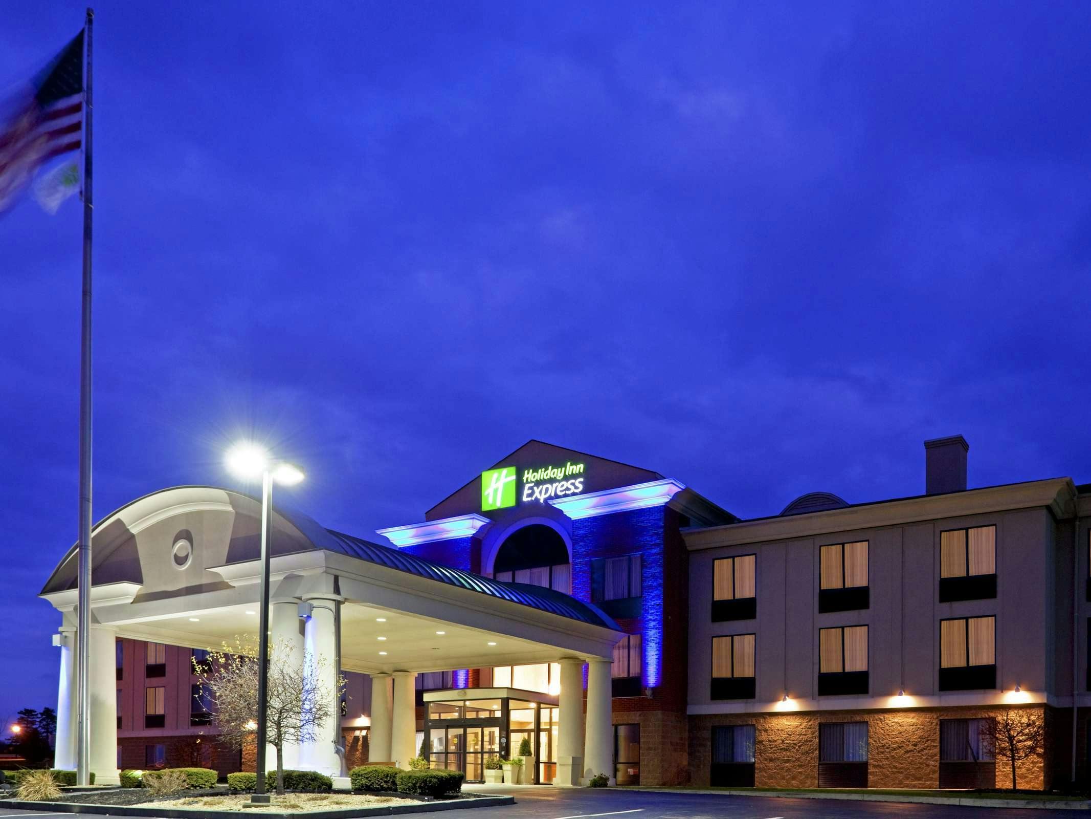 Holiday Inn Express Hotel & Suites East Greenbush