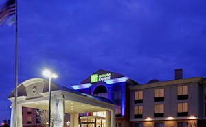 Holiday Inn Express Hotel & Suites East Greenbush