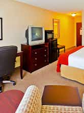 Hotel Holiday Inn Express Hotel & Suites Dickson photo 2