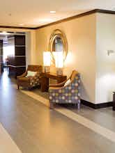 Hotel Holiday Inn Express Hotel & Suites Downtown photo 1