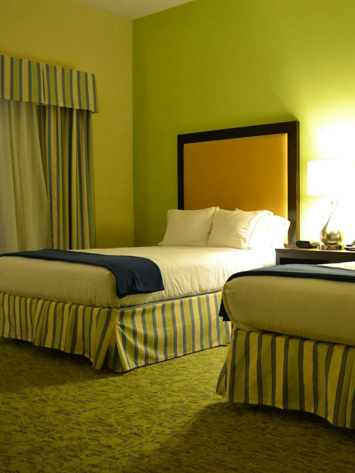 Hotel Holiday Inn Express Hotel & Suites Dickson City photo 2