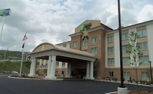 Holiday Inn Express Hotel & Suites Dickson City