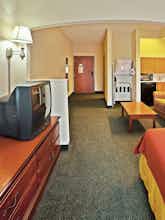 Hotel Holiday Inn Express Hotel & Suites Edmond photo 2