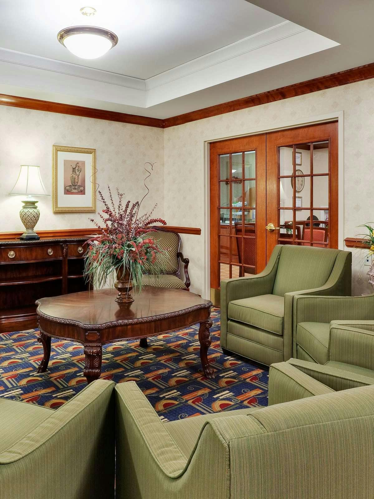 Hotel Holiday Inn Express Hotel & Suites Easton photo 4