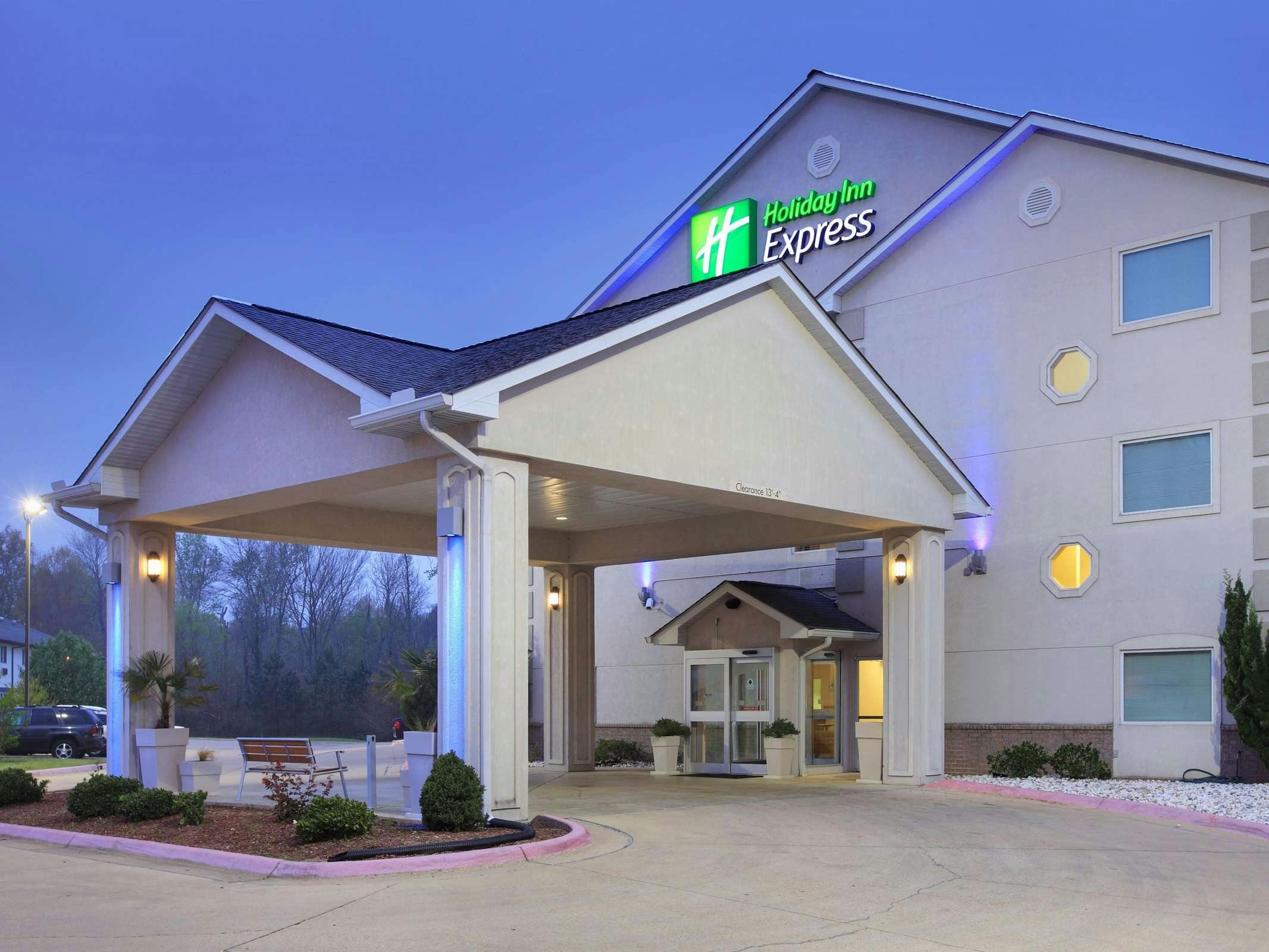 Holiday Inn Express Hotel & Suites El Dorado