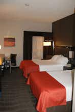 Hotel Holiday Inn Express Hotel & Suites Edmonton International Airport photo 1