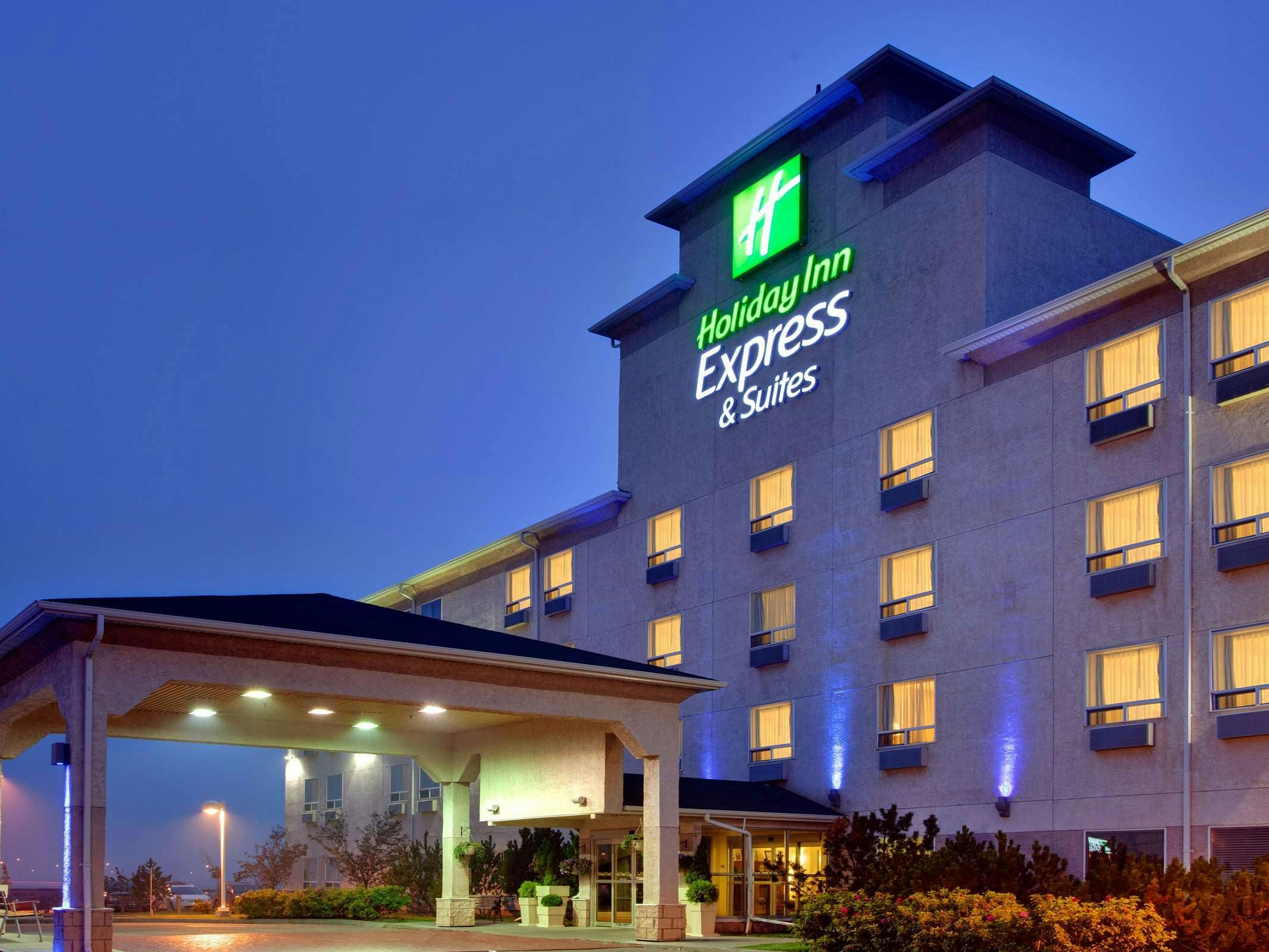 Holiday Inn Express Hotel & Suites Edmonton International Airport