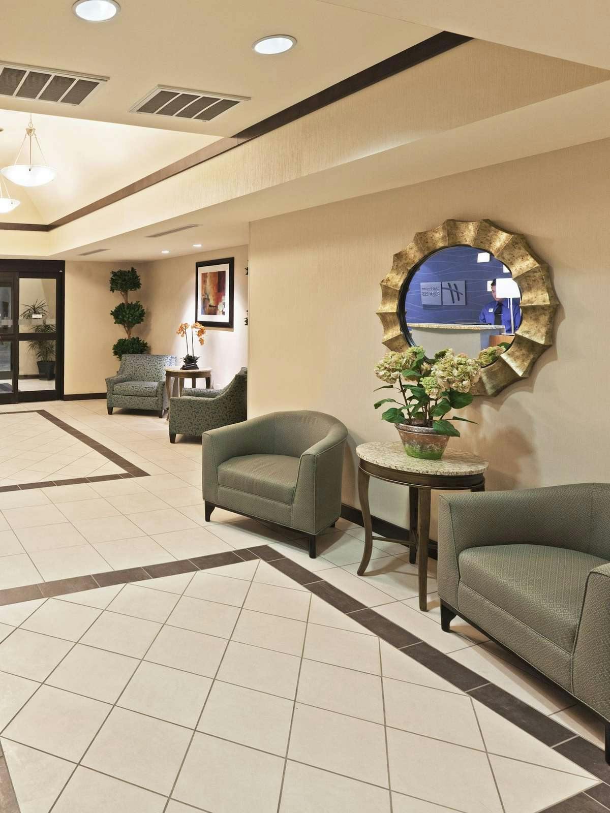 Hotel Holiday Inn Express Hotel & Suites El Paso Airport photo 3