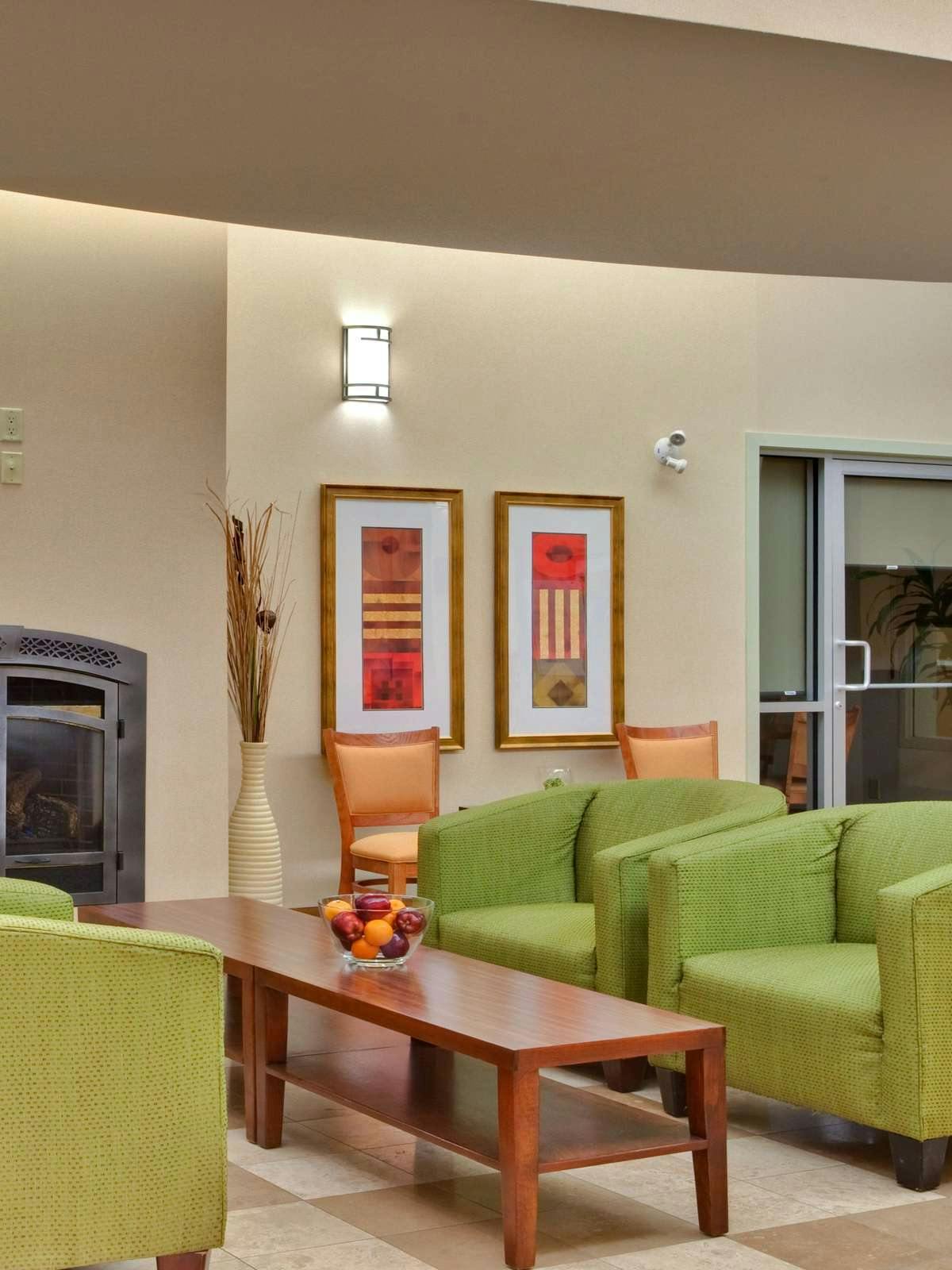 Hotel Holiday Inn Express Hotel & Suites Edmonton South photo 4