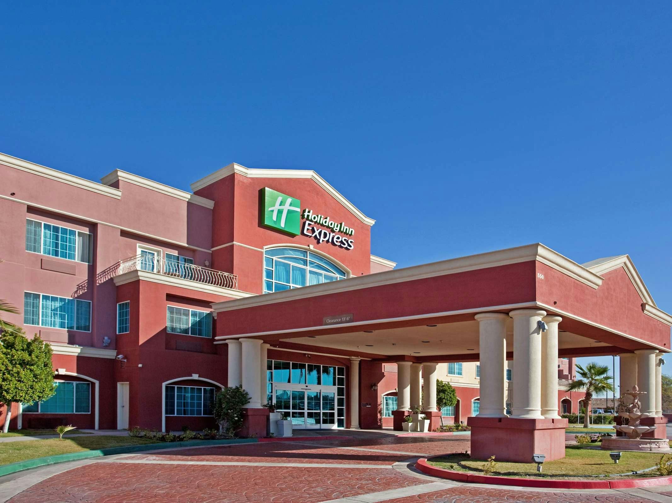 Holiday Inn Express Hotel & Suites El Centro