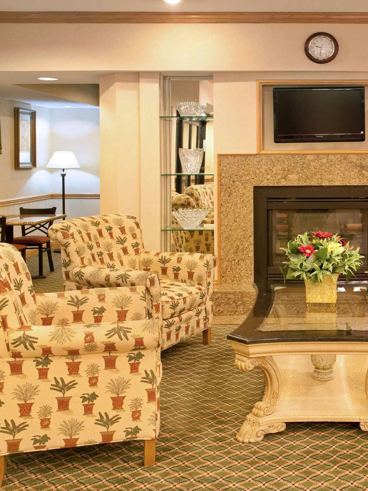 Hotel Holiday Inn Express Hotel & Suites Elkhart South photo 2