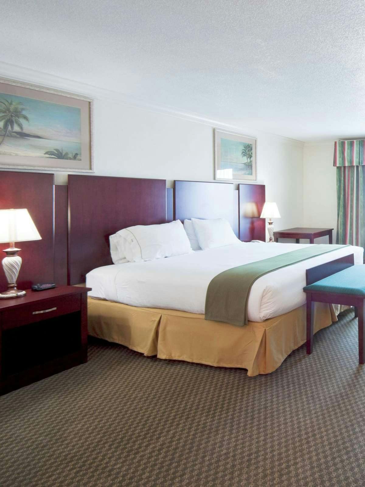 Hotel Holiday Inn Express Hotel & Suites Florida City photo 1