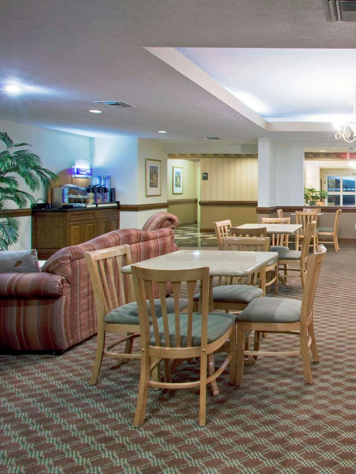 Hotel Holiday Inn Express Hotel & Suites Florida City photo 5