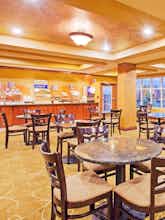 Hotel Holiday Inn Express Hotel & Suites Foley photo 4