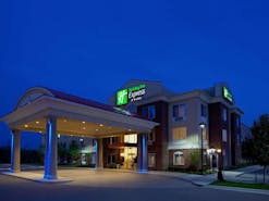 Holiday Inn Express Hotel & Suites Farmington Hills