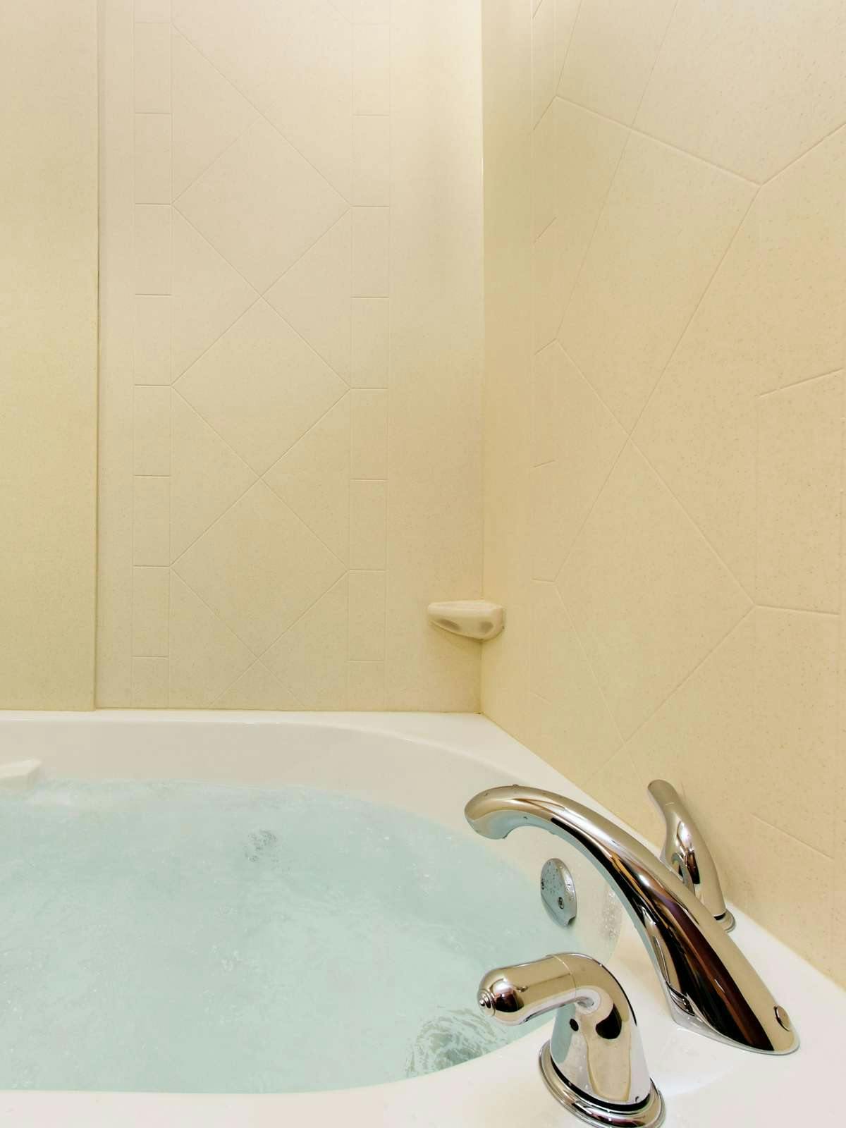 Hotel Holiday Inn Express Hotel & Suites Florence Northeast photo 3