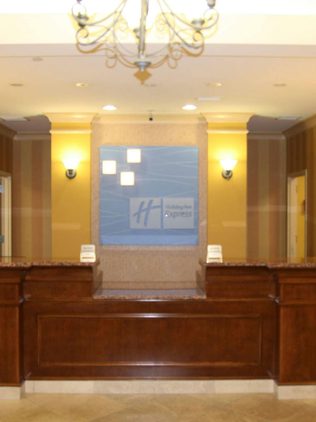 Hotel Holiday Inn Express Hotel & Suites Florence photo 5