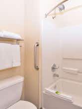 Hotel Holiday Inn Express Hotel & Suites Farmington photo 2